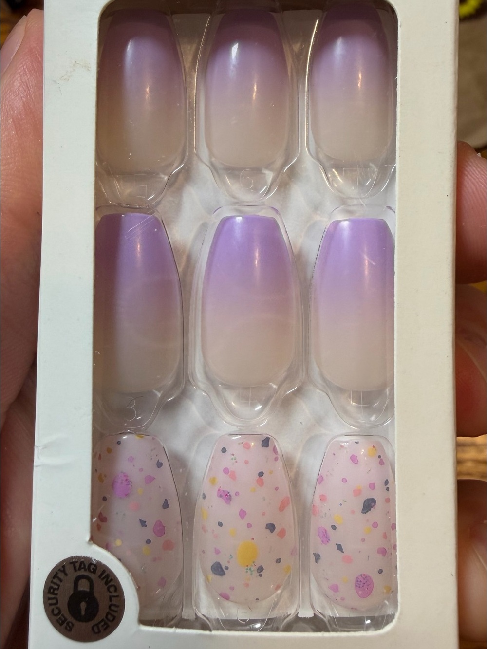 KISS Nail Bundle Coffin - Picture 4 of 6